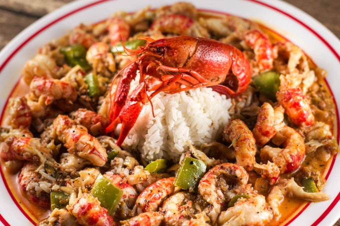 Crawfish Étouffée is one of the classic Cajun recipes of Cajun cooking.