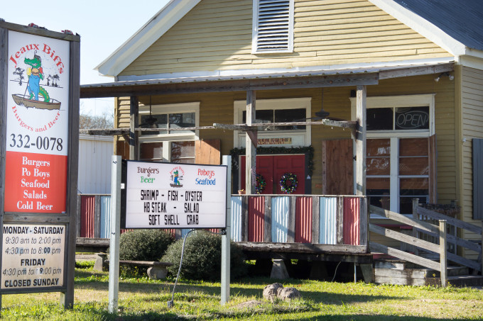 Jeaux Biffs: For Cajun recipes and Cajun cooking.