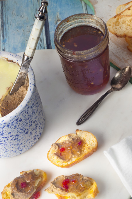 Chicken Liver Pâté The perfect balance of silky smooth with a peppery bite in this Cajun recipe for Chicken Liver Pâté.