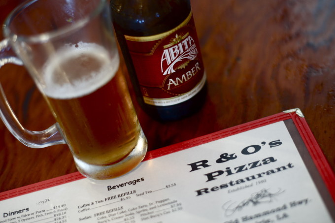 R & O's Restaurant menu features their roast beef po'boy