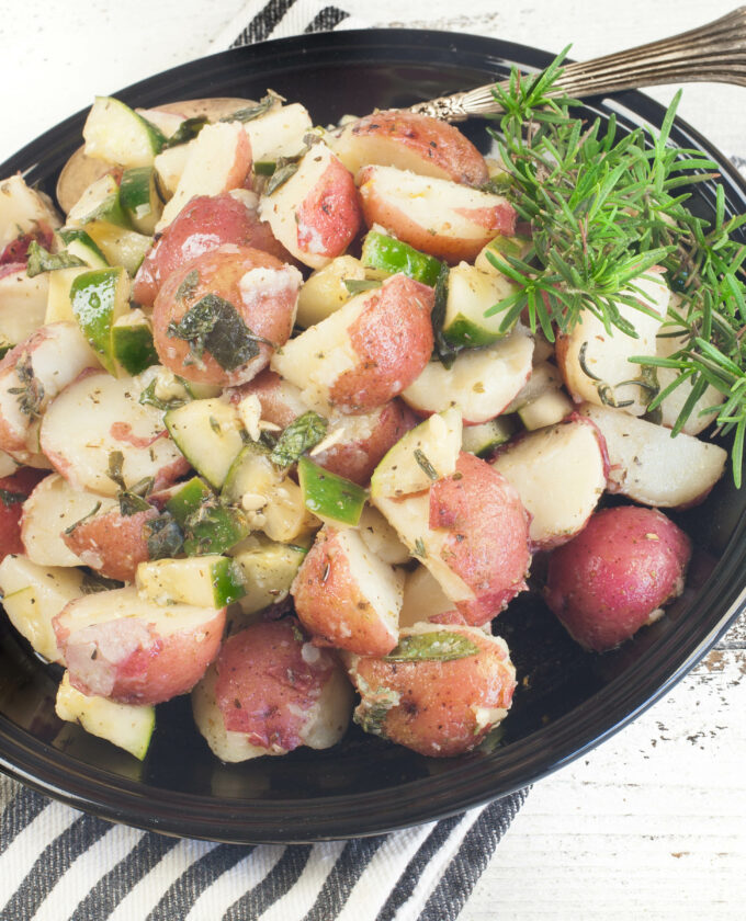 Herbed Potato Salad: A delicious new recipe for an old favorite.